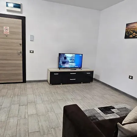 Crown & Plaja Sauna Piscina Gym Restaurants * Năvodari