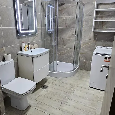 Crown & Plaja Sauna Piscina Gym Restaurants Năvodari