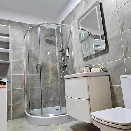 Crown & Plaja Sauna Piscina Gym Restaurants Appartement Năvodari