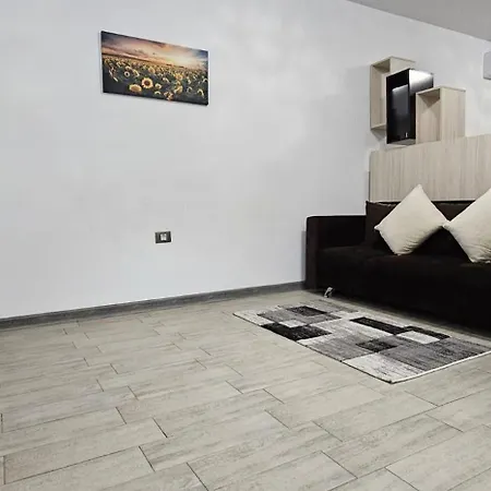 Appartement Crown & Plaja Sauna Piscina Gym Restaurants Năvodari