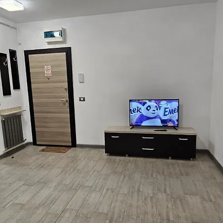 Appartement Crown & Plaja Sauna Piscina Gym Restaurants Năvodari